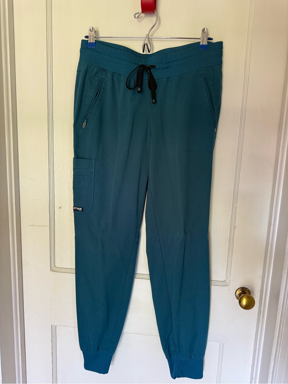 Grey’s Anatomy jogger scrub pants